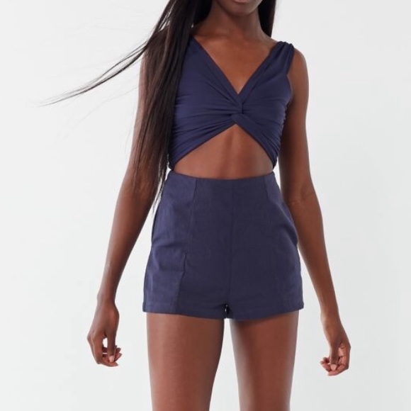 Urban Outfitters Cut Out Tie-Back Romper - Picture 3 of 4